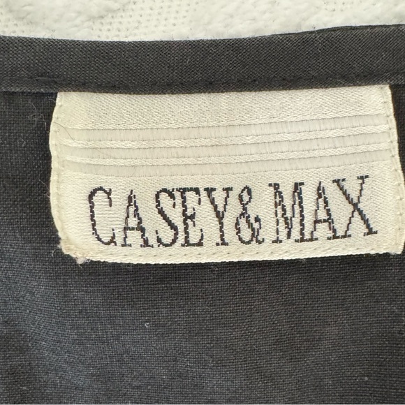 Vintage Christmas Vest - Picture 8 of 10